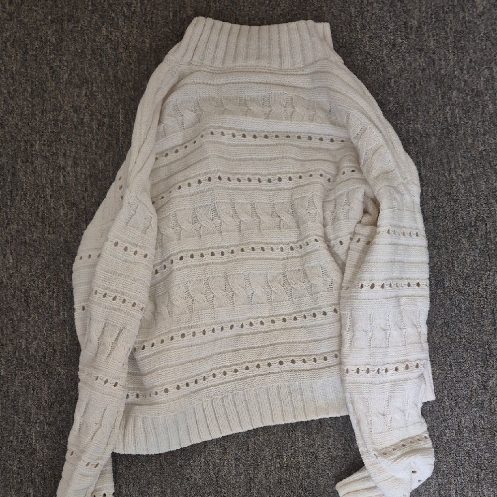 Olive And Oak Cozy Cream Cable Knit Sweater